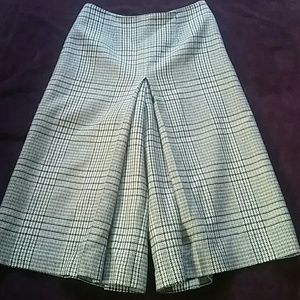 DONATING SOON bAN.republic  twill culottes size 6